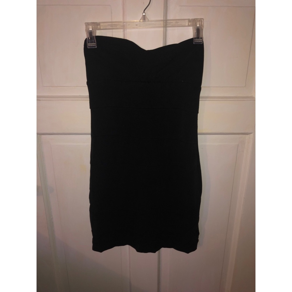 Black zip-up strapless club dress